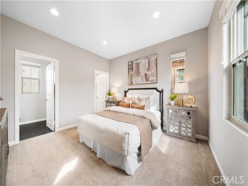 102  Yellow Pine  , Irvine, CA