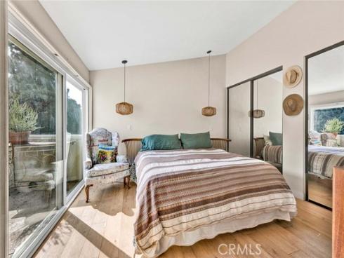 429  Deerfield  , Irvine, CA