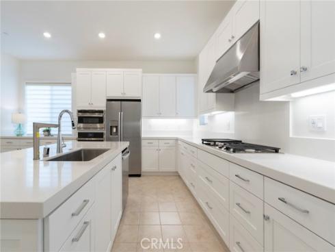 275  Lynx  , Irvine, CA