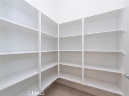 275  Lynx  , Irvine, CA