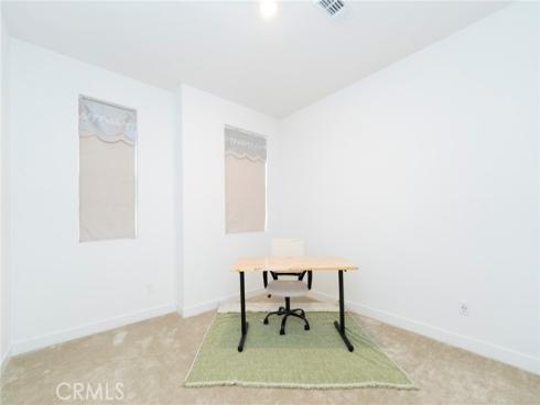 275  Lynx  , Irvine, CA