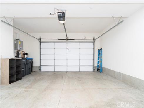 275  Lynx  , Irvine, CA