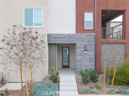 275  Lynx  , Irvine, CA