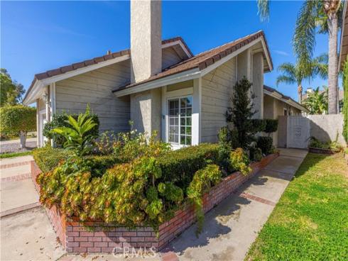 18  Eden  , Irvine, CA