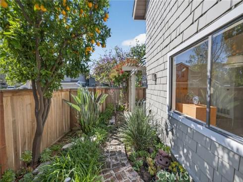 10  Pinewood  , Irvine, CA