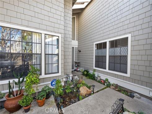 10  Pinewood  , Irvine, CA