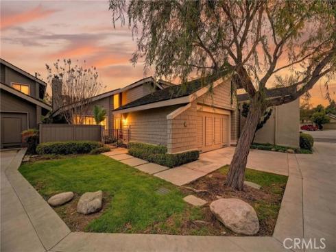 10  Pinewood  , Irvine, CA