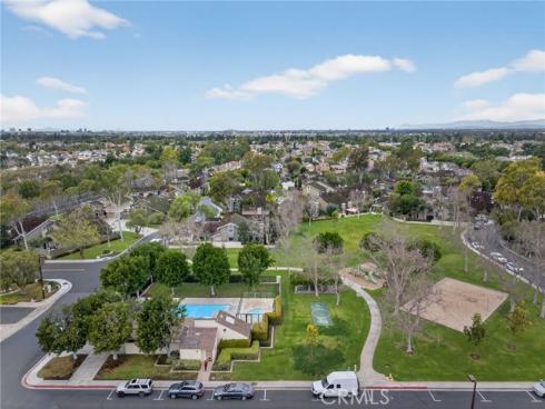 10  Pinewood  , Irvine, CA