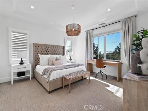 103  Vigna  , Irvine, CA