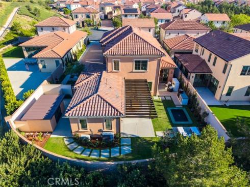 103  Vigna  , Irvine, CA