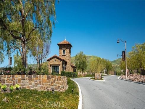 103  Vigna  , Irvine, CA