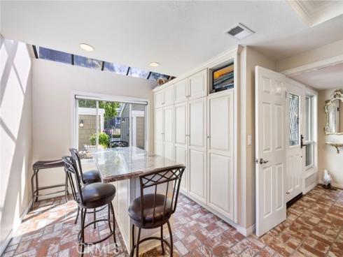 23  Rainbow Falls  , Irvine, CA