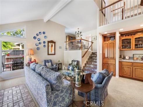 23  Rainbow Falls  , Irvine, CA