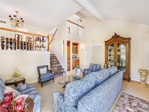 23  Rainbow Falls  , Irvine, CA