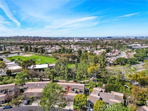 23  Rainbow Falls  , Irvine, CA