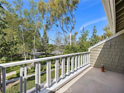 23  Rainbow Falls  , Irvine, CA