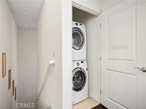 86  Mayfair  , Irvine, CA