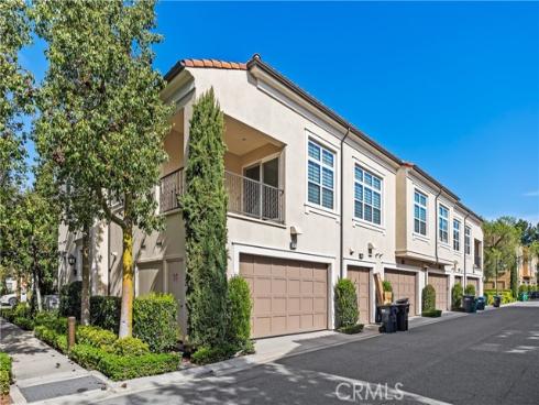 86  Mayfair  , Irvine, CA