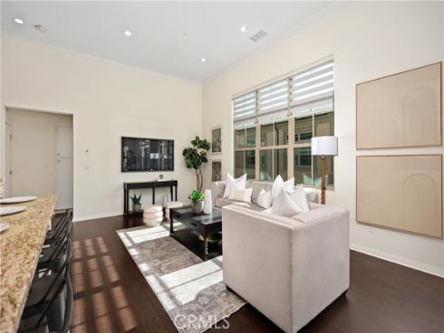 86  Mayfair  , Irvine, CA