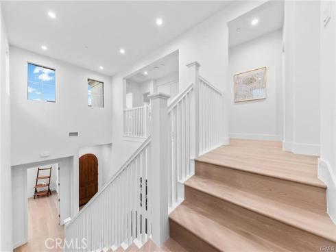 118  Sunnybank  , Irvine, CA