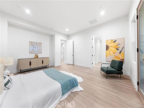 118  Sunnybank  , Irvine, CA