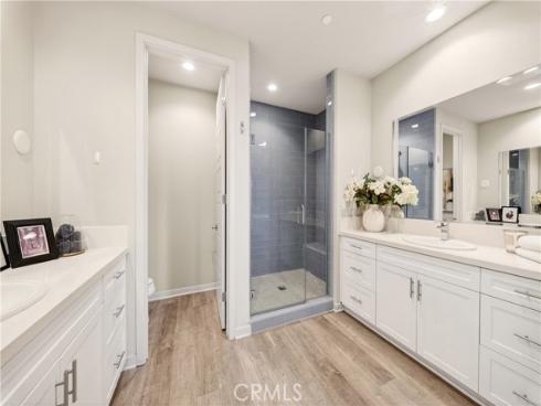 715  Beacon  , Irvine, CA