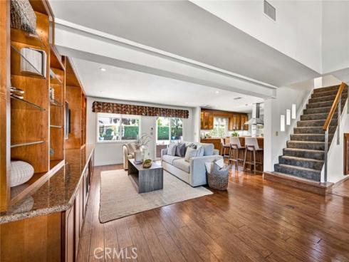 25  Bennington  , Irvine, CA