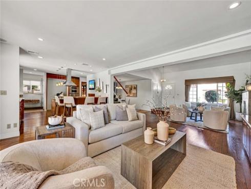 25  Bennington  , Irvine, CA