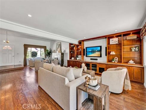 25  Bennington  , Irvine, CA