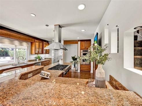 25  Bennington  , Irvine, CA