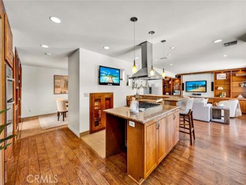 25  Bennington  , Irvine, CA