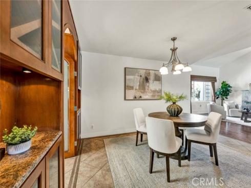 25  Bennington  , Irvine, CA