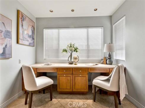 25  Bennington  , Irvine, CA