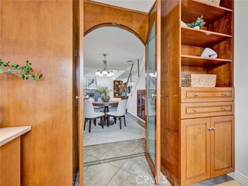 25  Bennington  , Irvine, CA