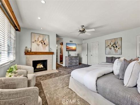 25  Bennington  , Irvine, CA