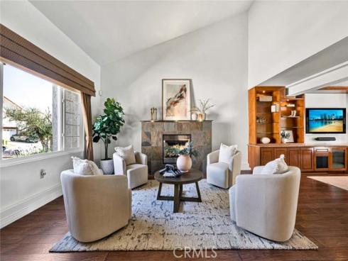 25  Bennington  , Irvine, CA