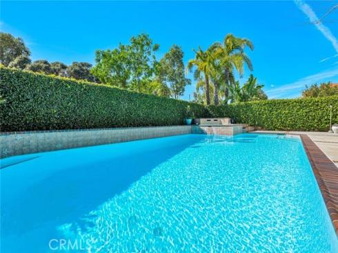 25  Bennington  , Irvine, CA