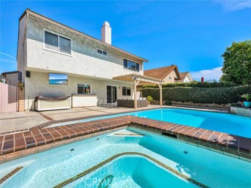 25  Bennington  , Irvine, CA