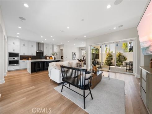 271  Merit  , Irvine, CA