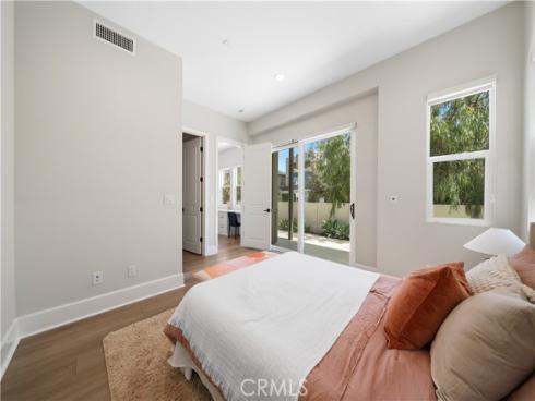 271  Merit  , Irvine, CA