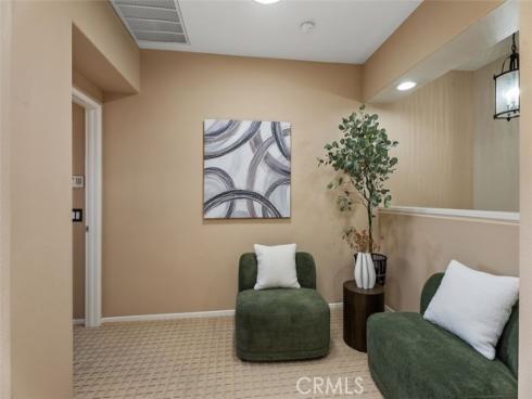 195  Lockford  , Irvine, CA