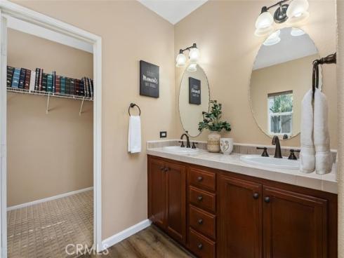 195  Lockford  , Irvine, CA