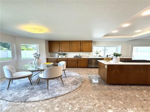 18  Decente  , Irvine, CA