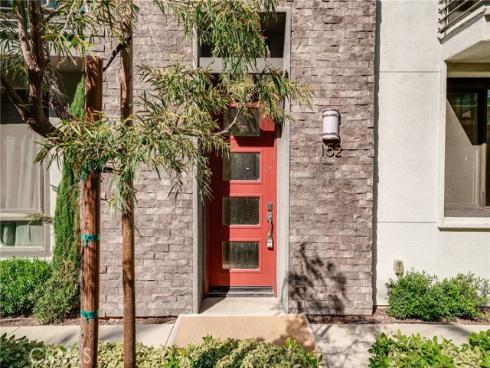 152  Schick  , Irvine, CA