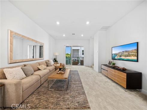 118  Abacus  1 , Irvine, CA