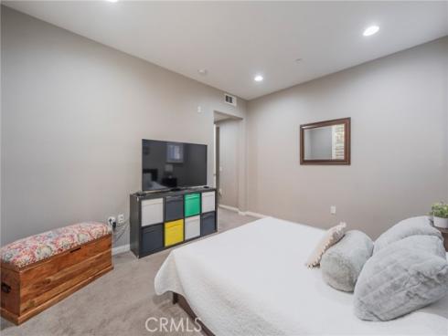 88  Capricorn  , Irvine, CA