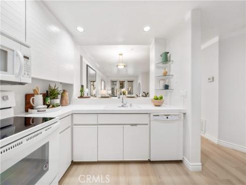 2233  Martin  204 , Irvine, CA