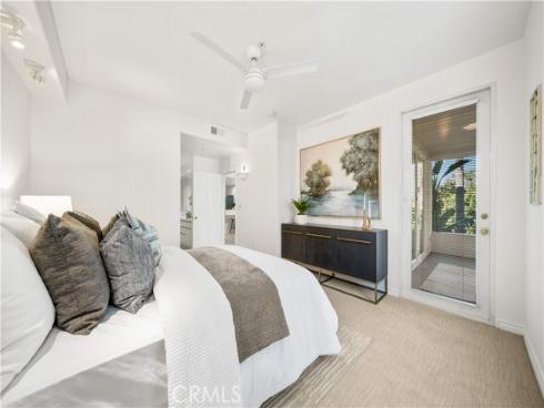 2233  Martin  204 , Irvine, CA