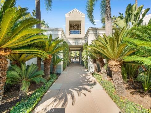 2233  Martin  204 , Irvine, CA