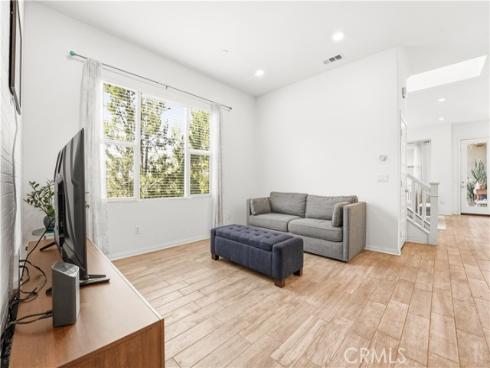 119  Plateau  , Irvine, CA